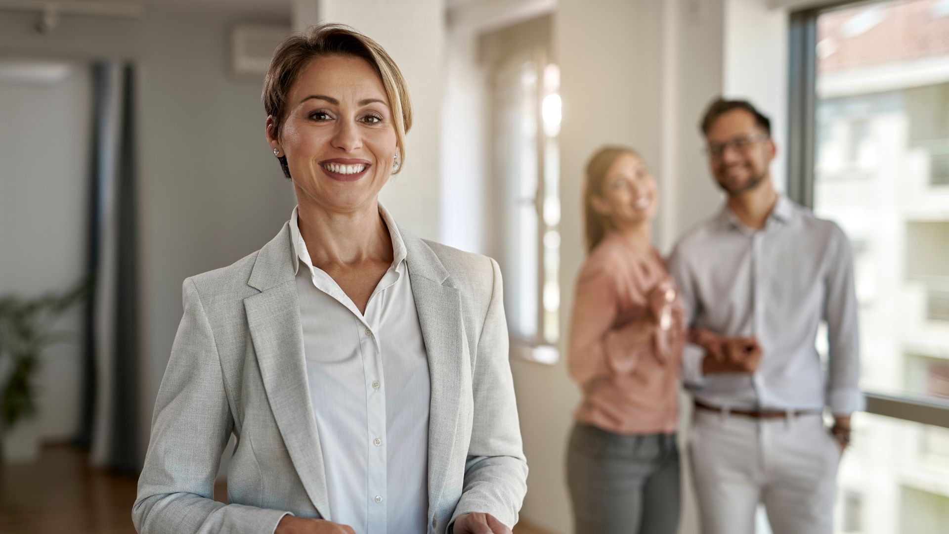 real estate sales agent